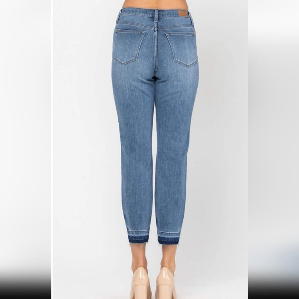 Judy Blue High Waist Boyfriend Jeans Thermadenim Undone Hem Womens size 15/32β - Picture 5 of 16